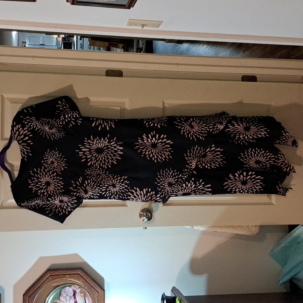 NWT Metaphor Elegant Black and Pink Floral Dress - Picture 2 of 3